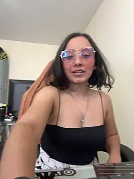 Snapshot of Kay_LustyWife chatting on January 17, 4:15 pm Kay LustyWife online show from January 17, 4:15 pm