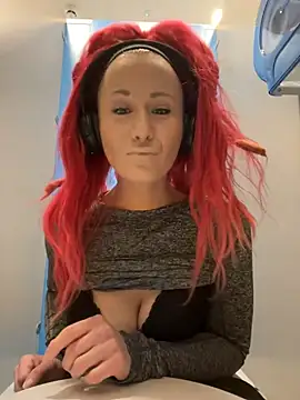 SweetSolez online show from March 8, 9:18 pm