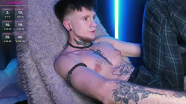 Snapshot of Badrabbitt_ chatting on December 10, 6:38 pm Badrabbitt online show from December 10, 6:38 pm