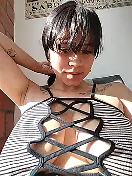 Alexandra 65 online show from November 1, 8:00 pm