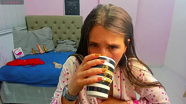 lauren rios7 online show from February 15, 1:21 am