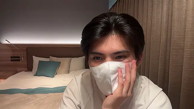 Lio kun online show from May 6, 12:32 pm