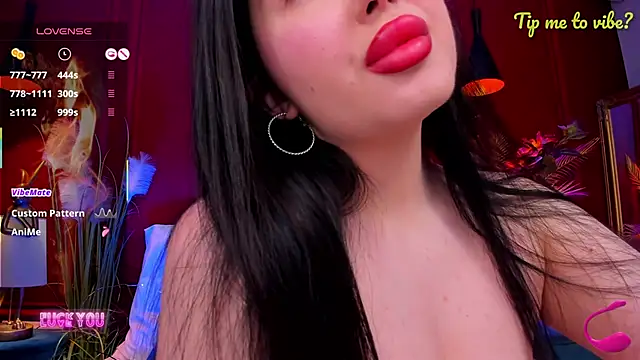 Snapshot of Mayzzie chatting on June 8, 1:50 am Mayzzie online show from June 8, 1:50 am
