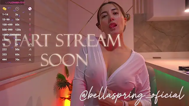 Snapshot of b3llaspringg chatting on May 31, 11:06 pm b3llaspringg online show from May 31, 11:06 pm