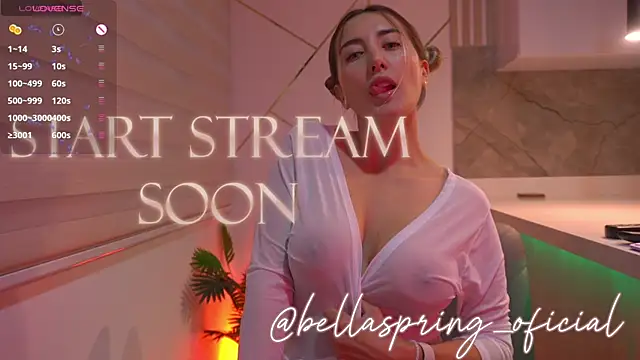Snapshot of b3llaspringg chatting on July 11, 11:39 pm b3llaspringg online show from July 11, 11:39 pm