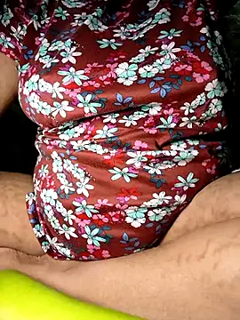 Snapshot of hotty_manisha chatting on July 10, 5:37 pm hotty manisha online show from July 10, 5:37 pm