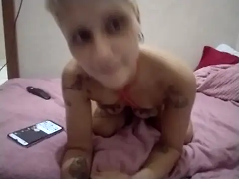 Snapshot of Luci_foxx chatting on February 3, 6:40 am Luci foxx online show from February 3, 6:40 am