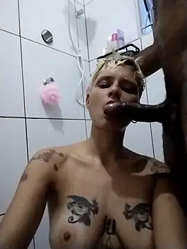 Snapshot of Luci_foxx chatting on February 17, 9:43 pm Luci foxx online show from February 17, 9:43 pm