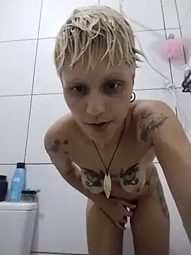 Snapshot of Luci_foxx chatting on March 10, 12:04 am Luci foxx online show from March 10, 12:04 am