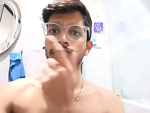 skinnyyyyyyyyy online show from January 22, 2:59 am