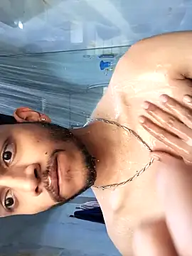 skinnyyyyyyyyy online show from March 2, 7:21 am