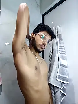 skinnyyyyyyyyy online show from October 13, 4:34 am