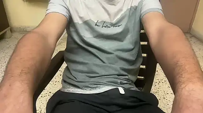 Snapshot of rahul_4u chatting on March 21, 3:57 pm rahul 4u online show from March 21, 3:57 pm