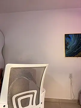 naomiii   online show from September 16, 3:29 am