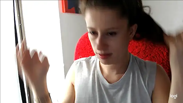 amelia bella online show from June 11, 4:10 am