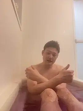 Snapshot of tuki_fu chatting on March 19, 11:06 am tuki fu online show from March 19, 11:06 am