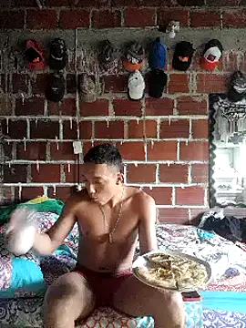 Snapshot of tayson_ chatting on January 16, 3:02 pm tayson online show from January 16, 3:02 pm