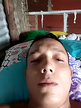 Snapshot of tayson_ chatting on January 20, 6:32 pm tayson online show from January 20, 6:32 pm