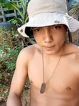 Snapshot of tayson_ chatting on January 27, 3:18 pm tayson online show from January 27, 3:18 pm