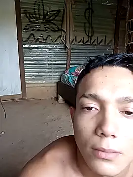 Snapshot of tayson_ chatting on February 5, 1:54 pm tayson online show from February 5, 1:54 pm