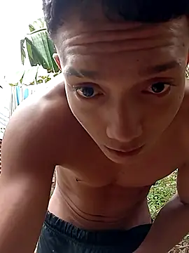 Snapshot of tayson_ chatting on March 14, 2:41 pm tayson online show from March 14, 2:41 pm