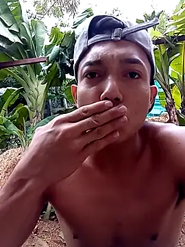 Snapshot of tayson_ chatting on March 15, 11:40 am tayson online show from March 15, 11:40 am