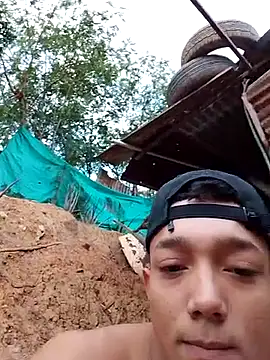 Snapshot of tayson_ chatting on September 25, 11:14 am tayson online show from September 25, 11:14 am