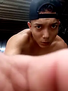 Snapshot of tayson_ chatting on October 11, 1:42 pm tayson online show from October 11, 1:42 pm