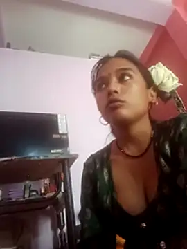 Surajpuja79 online show from February 7, 4:05 am