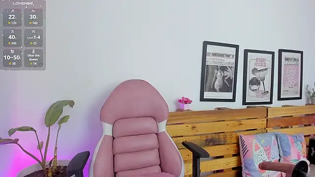 Alisson Boobs  online show from February 27, 10:32 pm