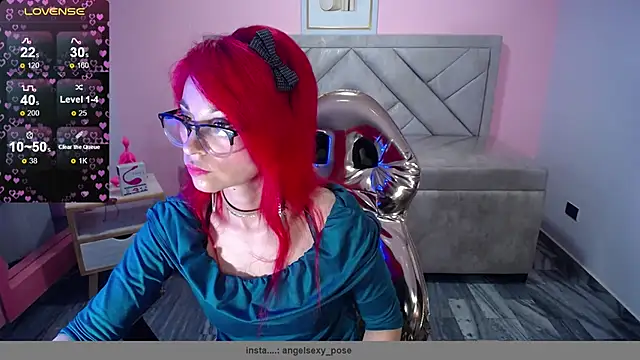 abril ch  online show from November 19, 10:48 am