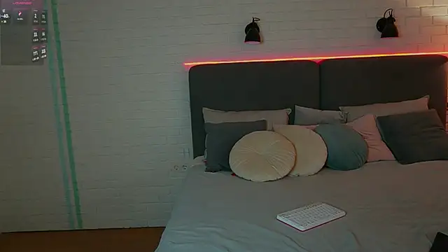 Snapshot of Hailey_Green chatting on February 27, 10:20 pm Hailey Green online show from February 27, 10:20 pm