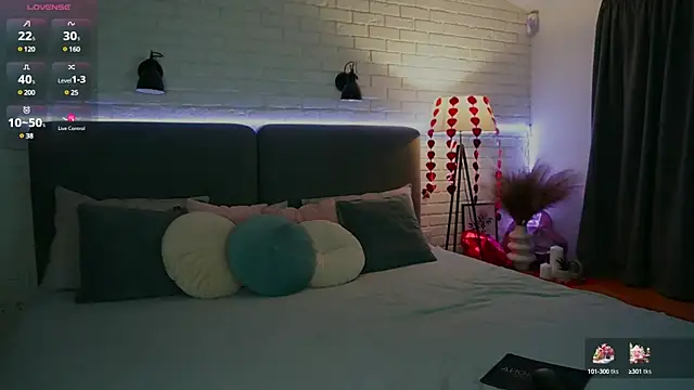 Snapshot of Hailey_Green chatting on March 2, 7:12 pm Hailey Green online show from March 2, 7:12 pm