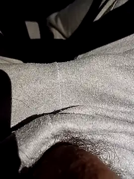 ManuRod1981 online show from November 18, 8:02 pm