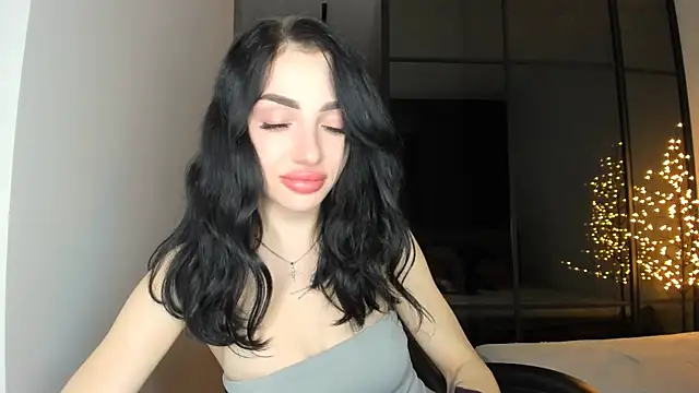 Snapshot of NancyLovee_ chatting on November 30, 8:35 pm NancyLovee online show from November 30, 8:35 pm