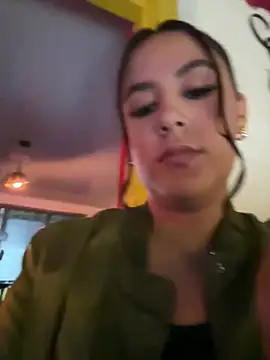 Snapshot of LexyRobert chatting on March 3, 3:09 pm LexyRobert online show from March 3, 3:09 pm