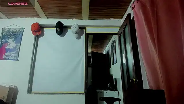 Snapshot of Nenita_Hot_ chatting on October 9, 1:25 am Nenita Hot  online show from October 9, 1:25 am