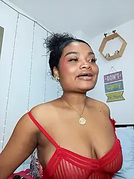 Snapshot of gianna_smith chatting on November 16, 6:35 pm gianna smith online show from November 16, 6:35 pm