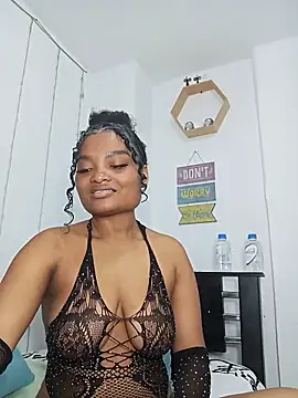 gianna smith online show from June 27, 8:25 pm