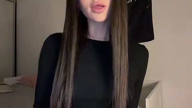 ur molly online show from September 19, 1:56 pm