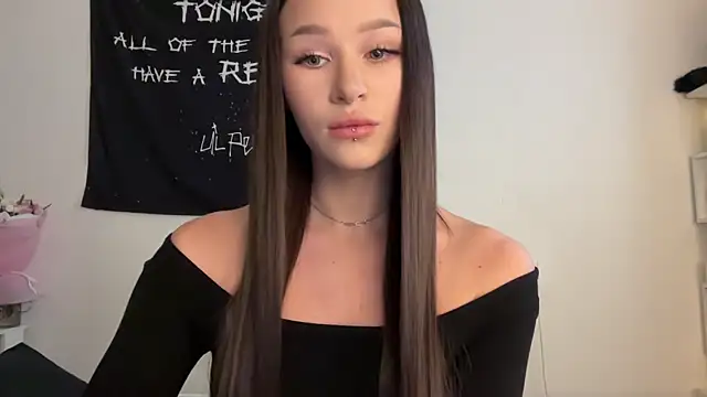 ur molly online show from March 7, 4:53 am