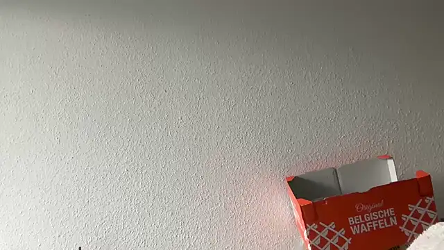 Snapshot of EmilyWi_ chatting on January 26, 2:41 pm EmilyWi online show from January 26, 2:41 pm