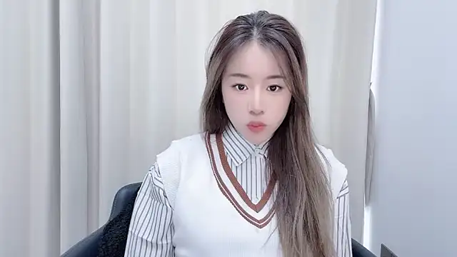 chloe-01 online show from December 20, 4:31 am