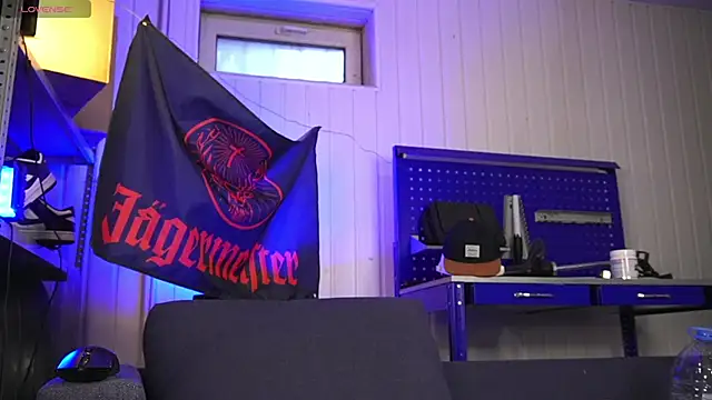 Snapshot of vance_rulez chatting on October 13, 6:13 am vance rulez online show from October 13, 6:13 am