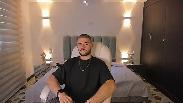 MaximusDick1  online show from March 2, 11:50 am