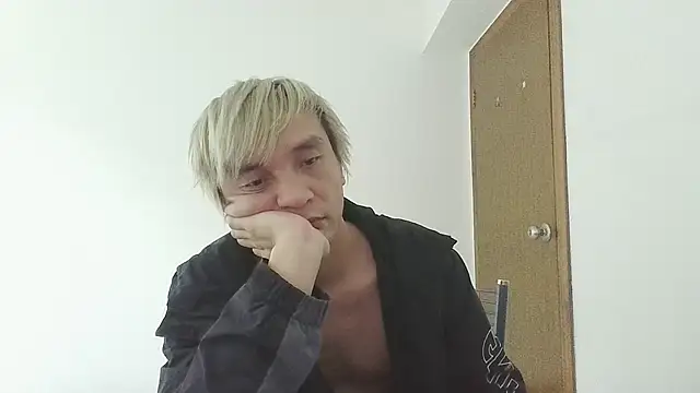 Snapshot of clisssx chatting on January 2, 3:29 pm clisssx online show from January 2, 3:29 pm