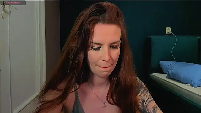 the perfectgirl online show from July 15, 8:36 pm