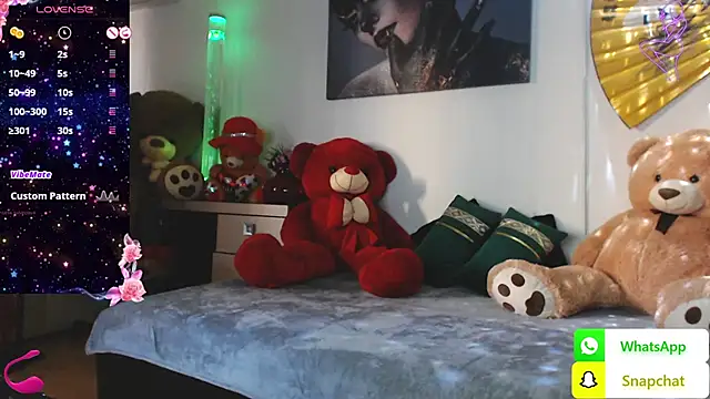 EvelynAisha online show from February 21, 2:06 pm