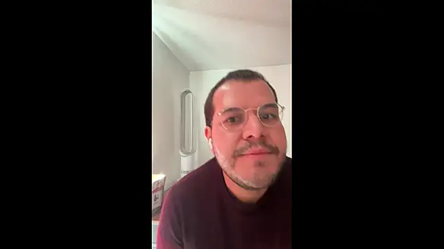 Snapshot of bearcloudcomputa chatting on January 13, 5:07 pm bearcloudcomputa online show from January 13, 5:07 pm