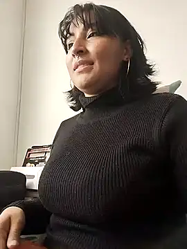 Pauilina online show from December 19, 7:07 pm